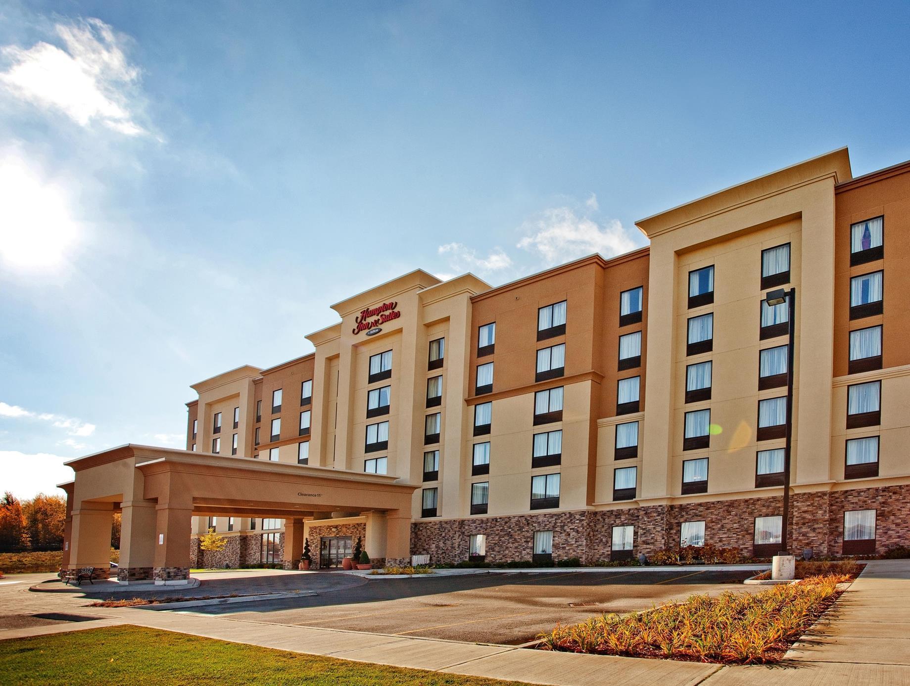 Hampton Inn & Suites By Hilton Barrie Ngoại thất bức ảnh