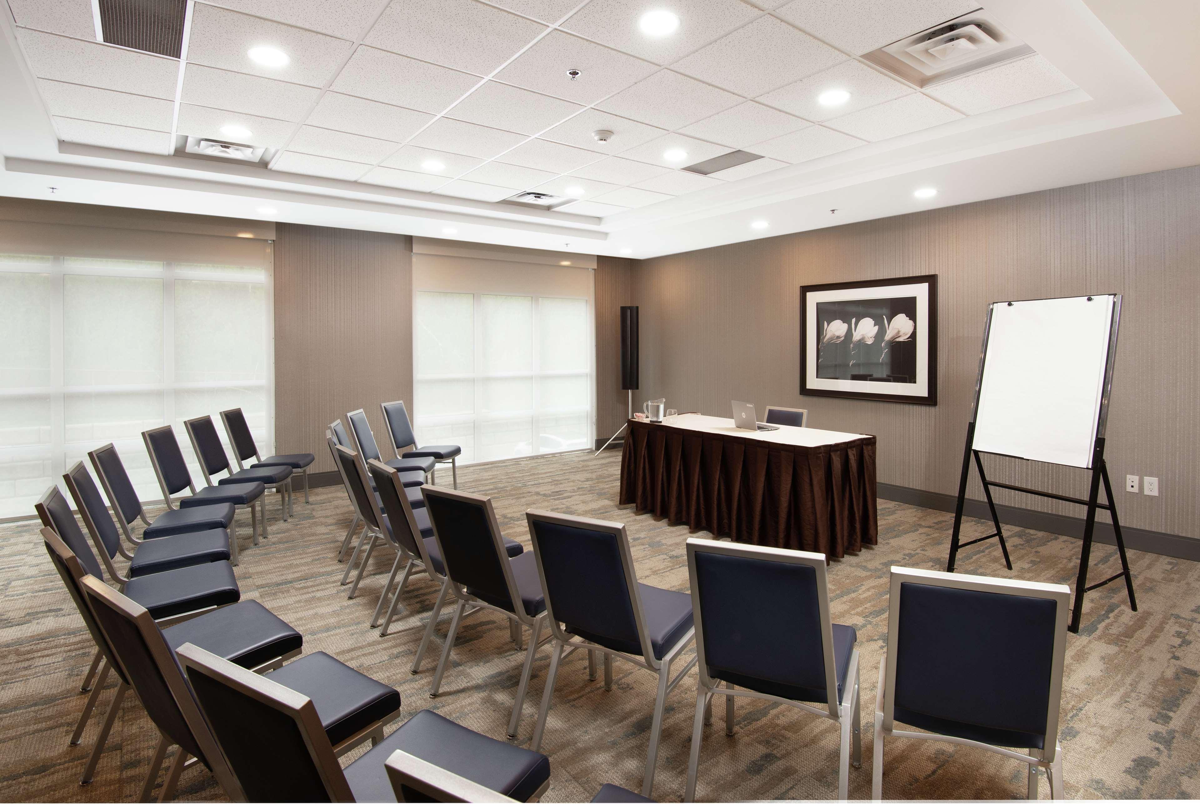 Hampton Inn & Suites By Hilton Barrie Ngoại thất bức ảnh