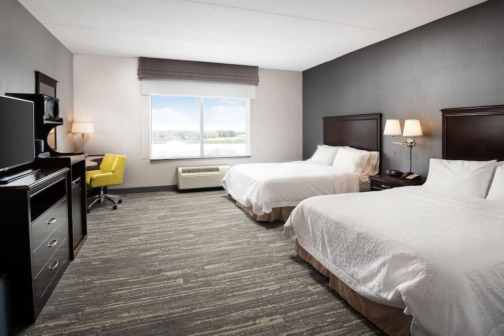 Hampton Inn & Suites By Hilton Barrie Ngoại thất bức ảnh