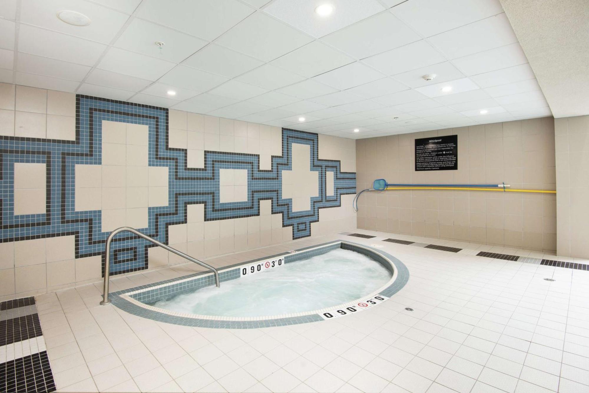 Hampton Inn & Suites By Hilton Barrie Ngoại thất bức ảnh