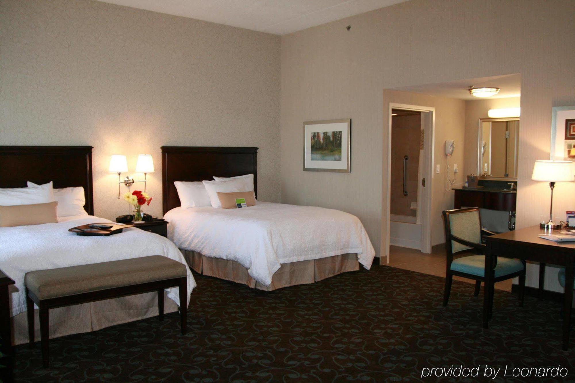 Hampton Inn & Suites By Hilton Barrie Phòng bức ảnh