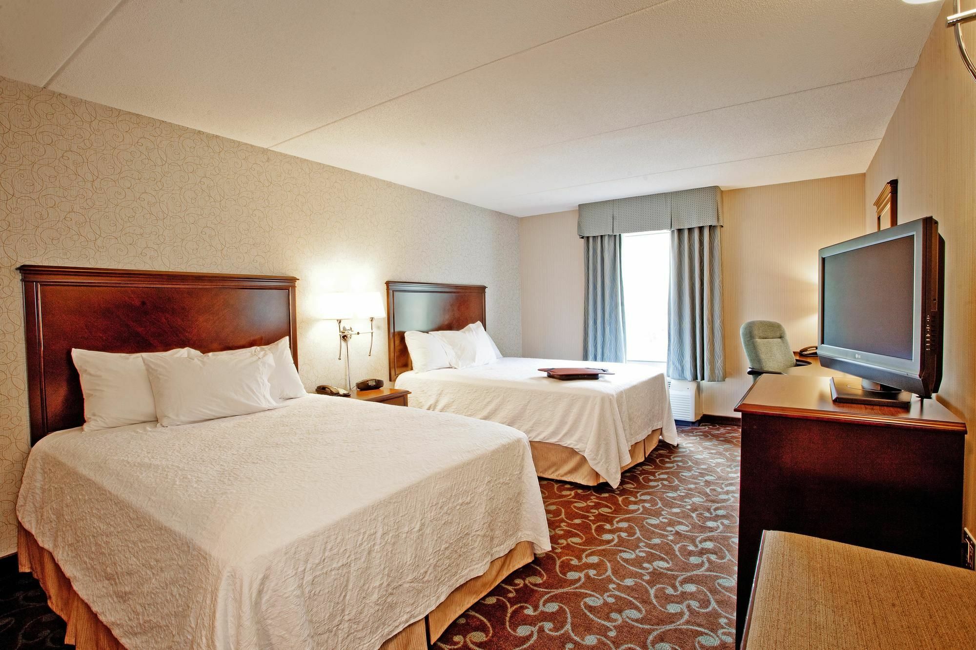 Hampton Inn & Suites By Hilton Barrie Ngoại thất bức ảnh